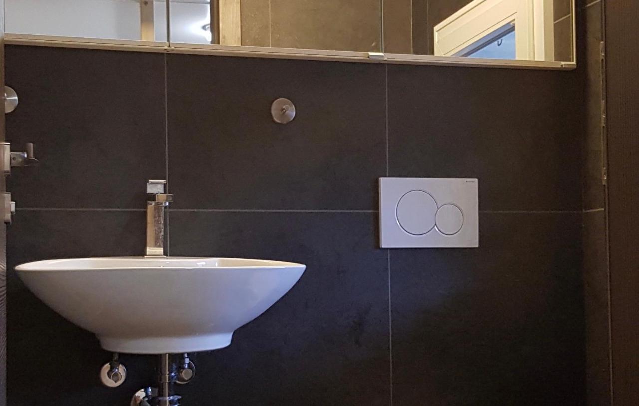 Casa Cuschina - Mit Sauna In Der Schoenen Surselva Dardin Extérieur photo